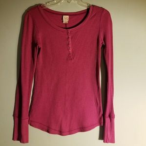 Long Sleeve Magenta Thermal Shirt Size M